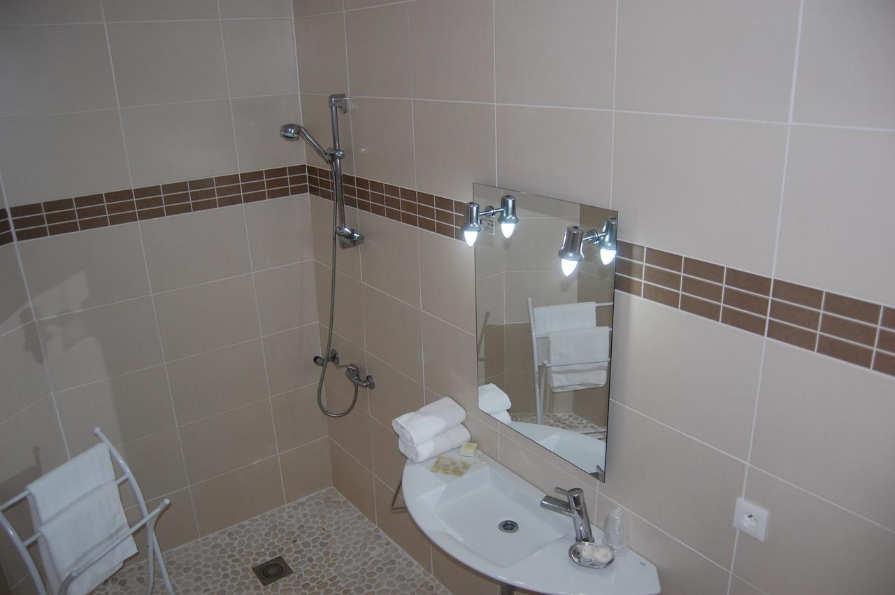 Hotel De La Plage 2 Etoiles Valras-Plage Εξωτερικό φωτογραφία