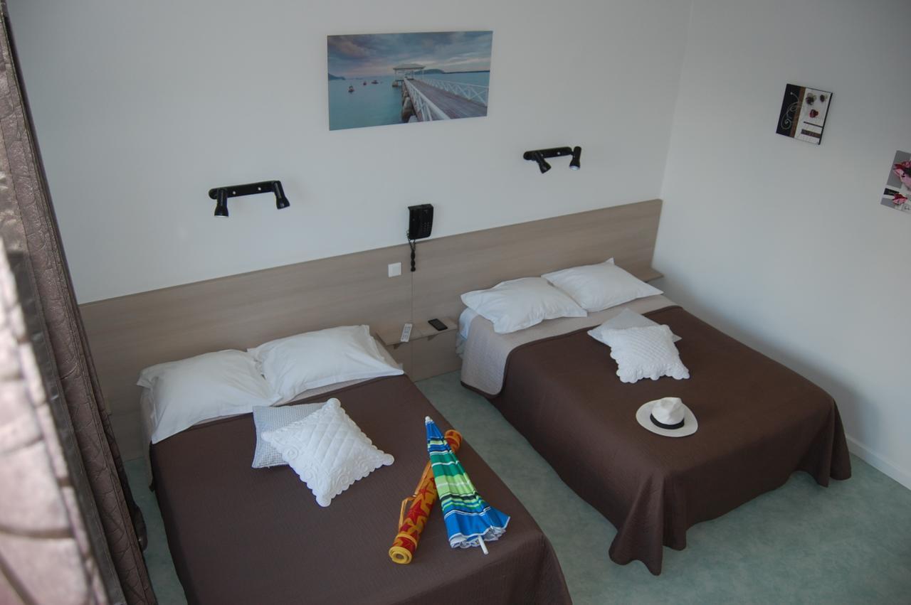 Hotel De La Plage 2 Etoiles Valras-Plage Εξωτερικό φωτογραφία
